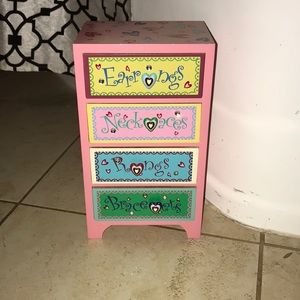 Jewelry box